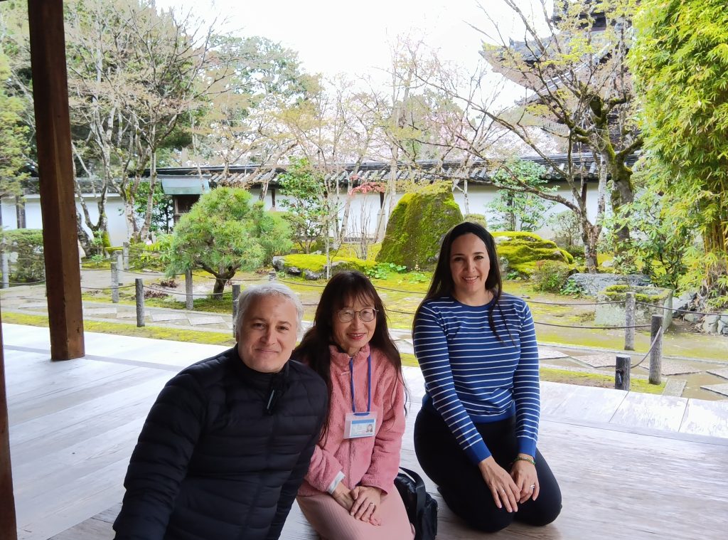 Kyoto in One Day: @ Sanjusangendo & @ Ginkakuji