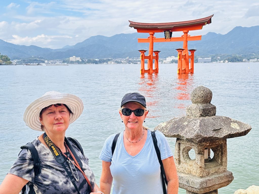 Hiroshima & Miyajima in 1 Day: Private Tour