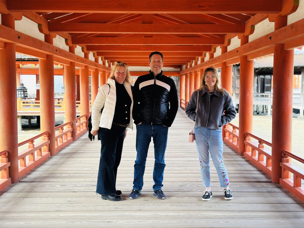 Hiroshima & Miyajima in 1 Day: Private Tour