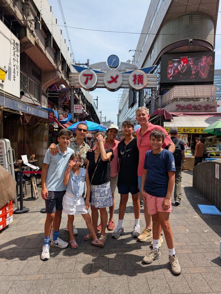 Tokyo in Half a Day: Nezu Shrine & Asakusa Sensoji Temple
