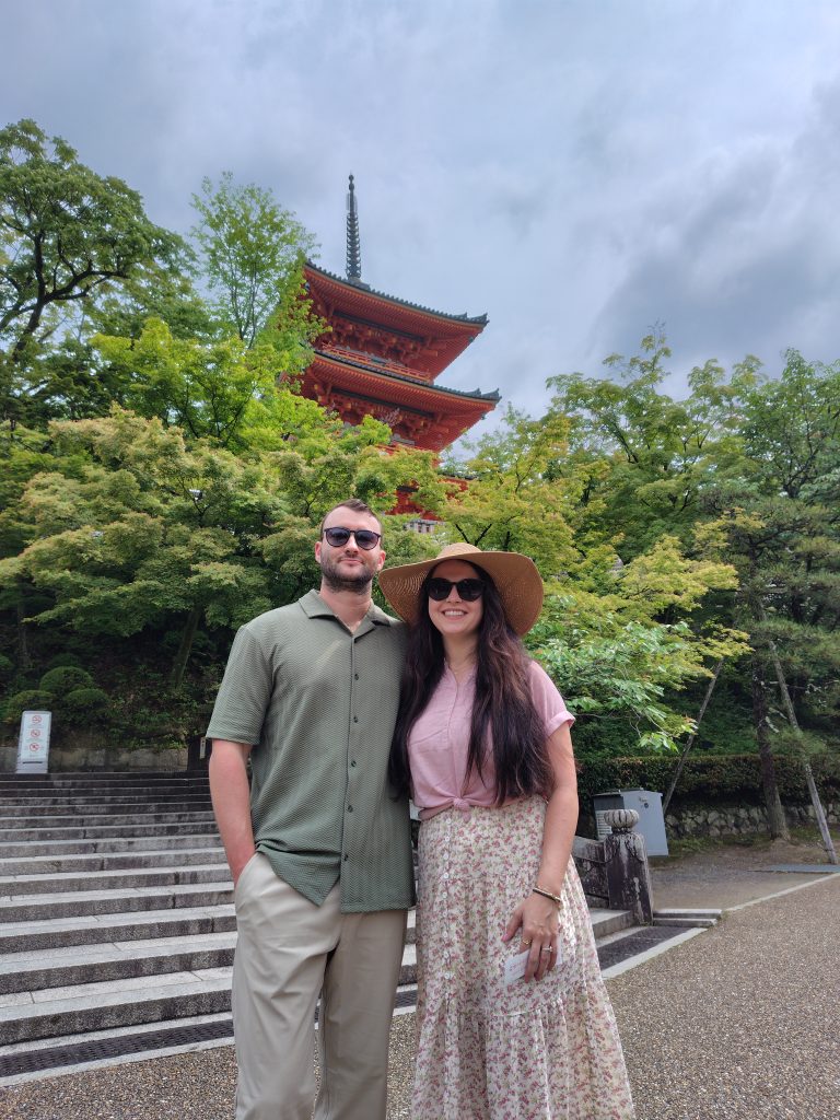 Kyoto: Fushimi Inari Taisha Shrine & Nijo Castle