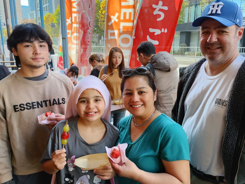 Tokyo in One Day: 1 TSUKIJI Outer Market & See off at Harajuku