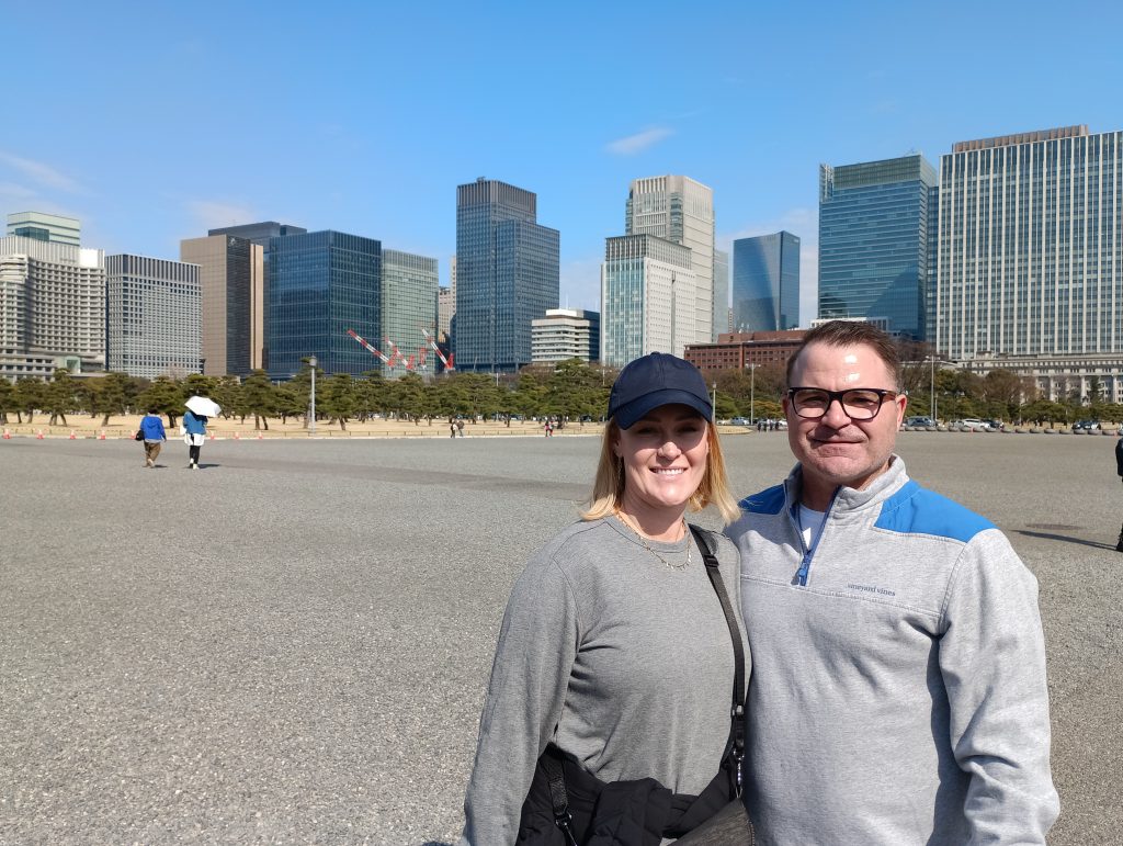 Tokyo in Half a Day: 1 SENSO-JI TEMPLE & 3 THE IMPERIAL PALACE