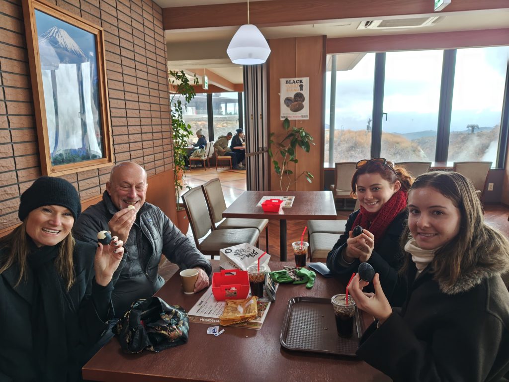 Kanagawa in One Day: Owakudani (Ropeway) & Return to hotel