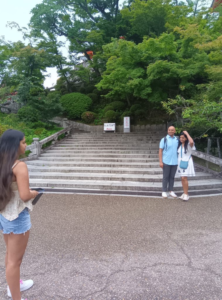 Kyoto: Hotel by taxi & Shinpuhkan. Travel by taxi