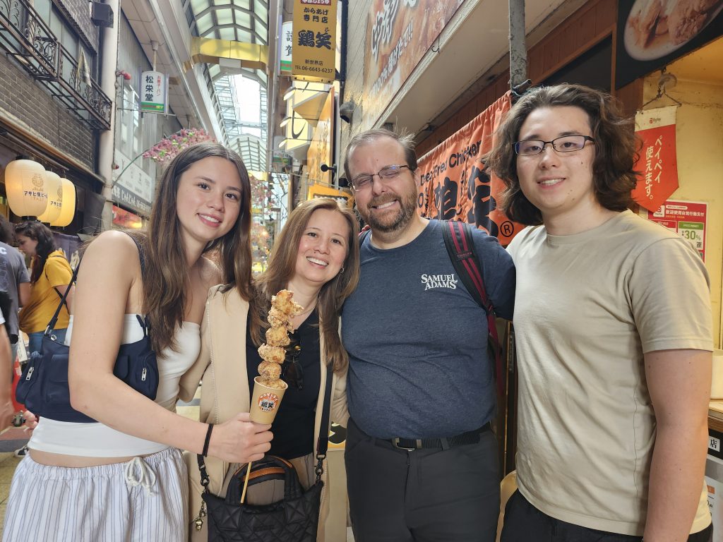 Osaka in Half a Day: Tsutenkaku Tower & Castle Keep