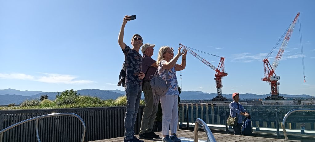 Fukuoka in One Day: Nanzoin Temple & Cruise Center