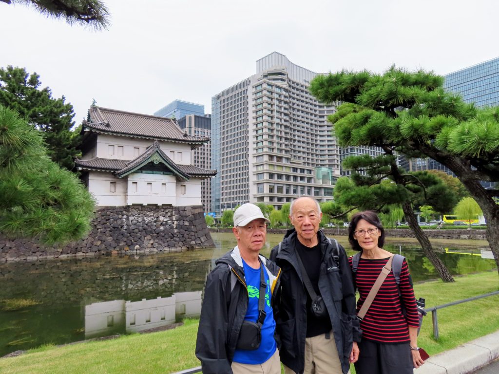 Tokyo in One Day: Tsukiji & Nijubashi Bridge