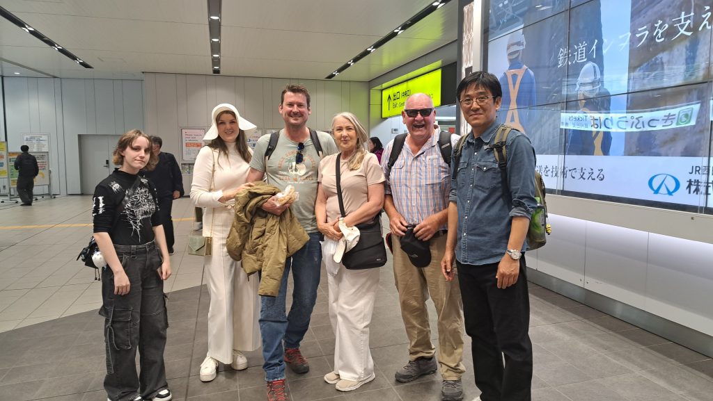 Hiroshima in One Day: Cat Cafe & Miyajima → Miyajimaguchi