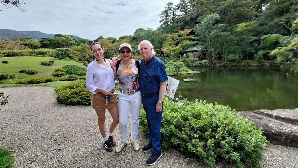 Osaka: after arranging the hired car & Kasuga Taisha Shrine
