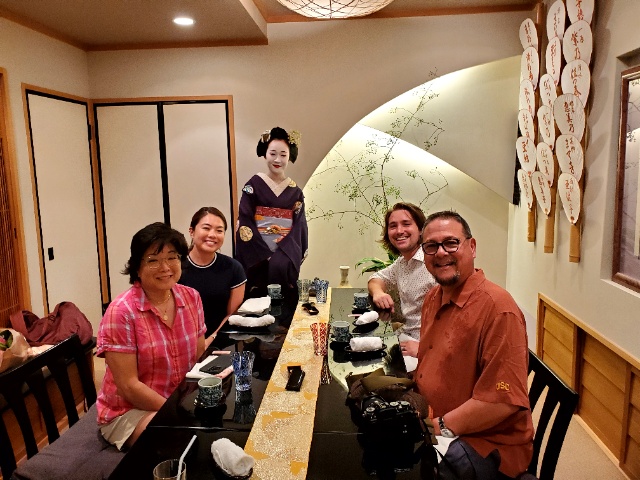 Kyoto: 10 @Gion Kagai Art Museum & 50 @Gion "Hayakawa"