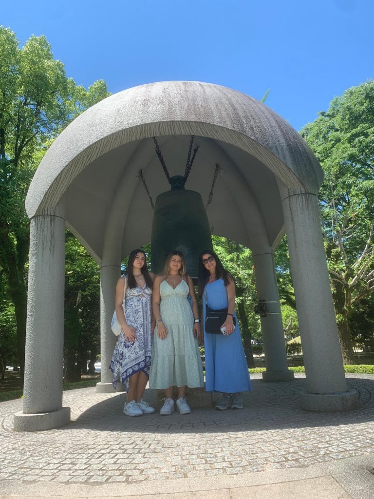 Hiroshima & Miyajima in 1 Day: Private Tour