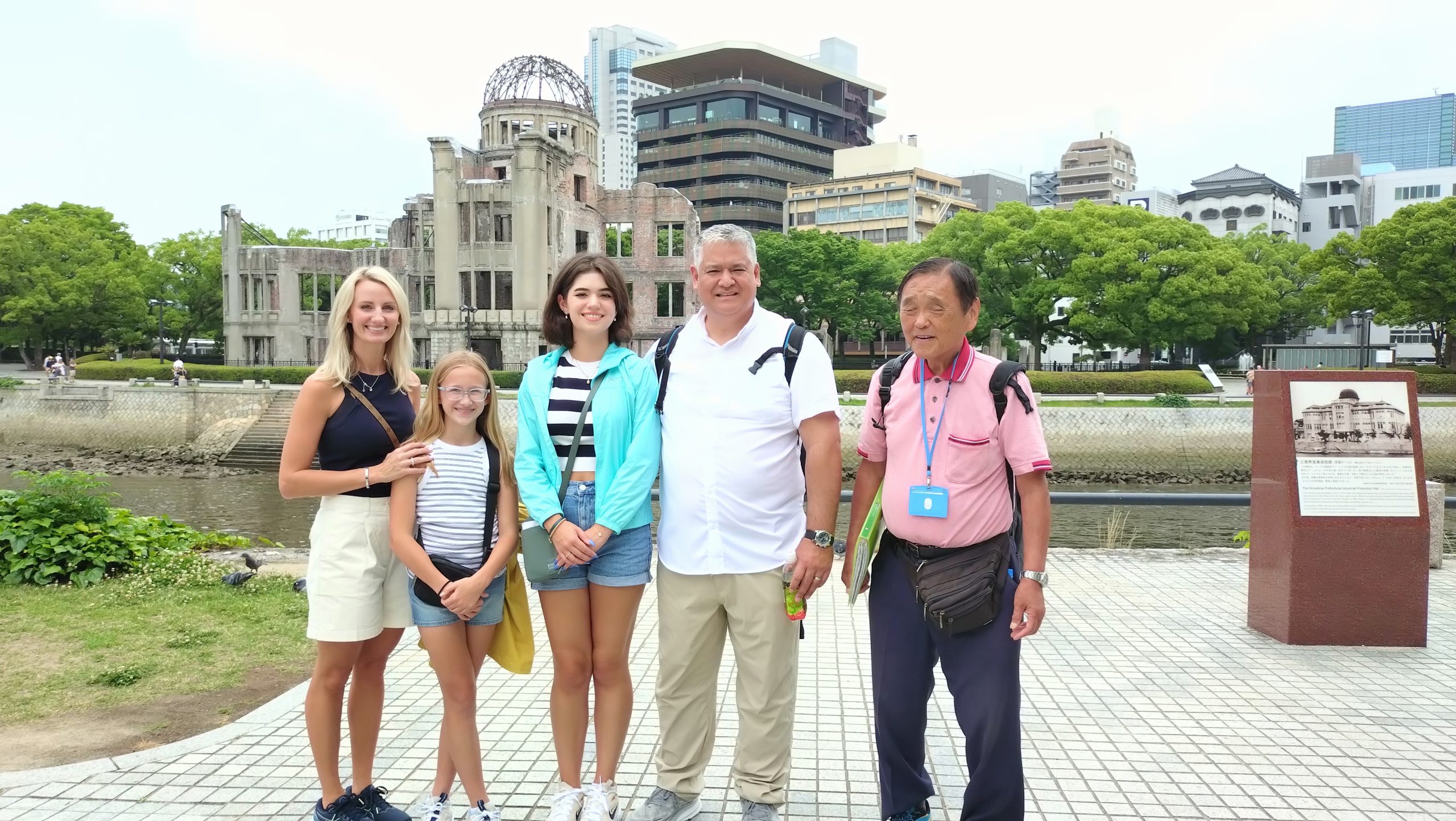Hiroshima in One Day: Take a taxi to the & Disperse at Araiguchi