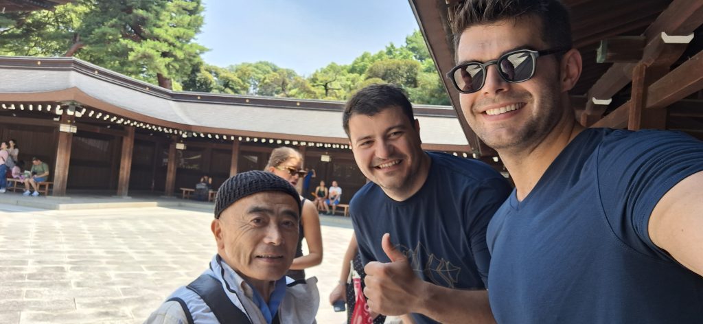 Tokyo in Half a Day: Shinjuku station & Shinjuku Gyoen National Garden