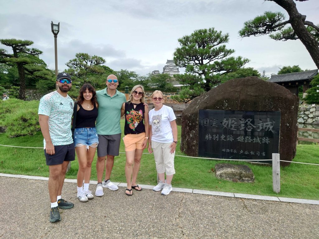 Hyogo in Half a Day: @ Himeji Castle & @ Nadagiku Sake Brewery
