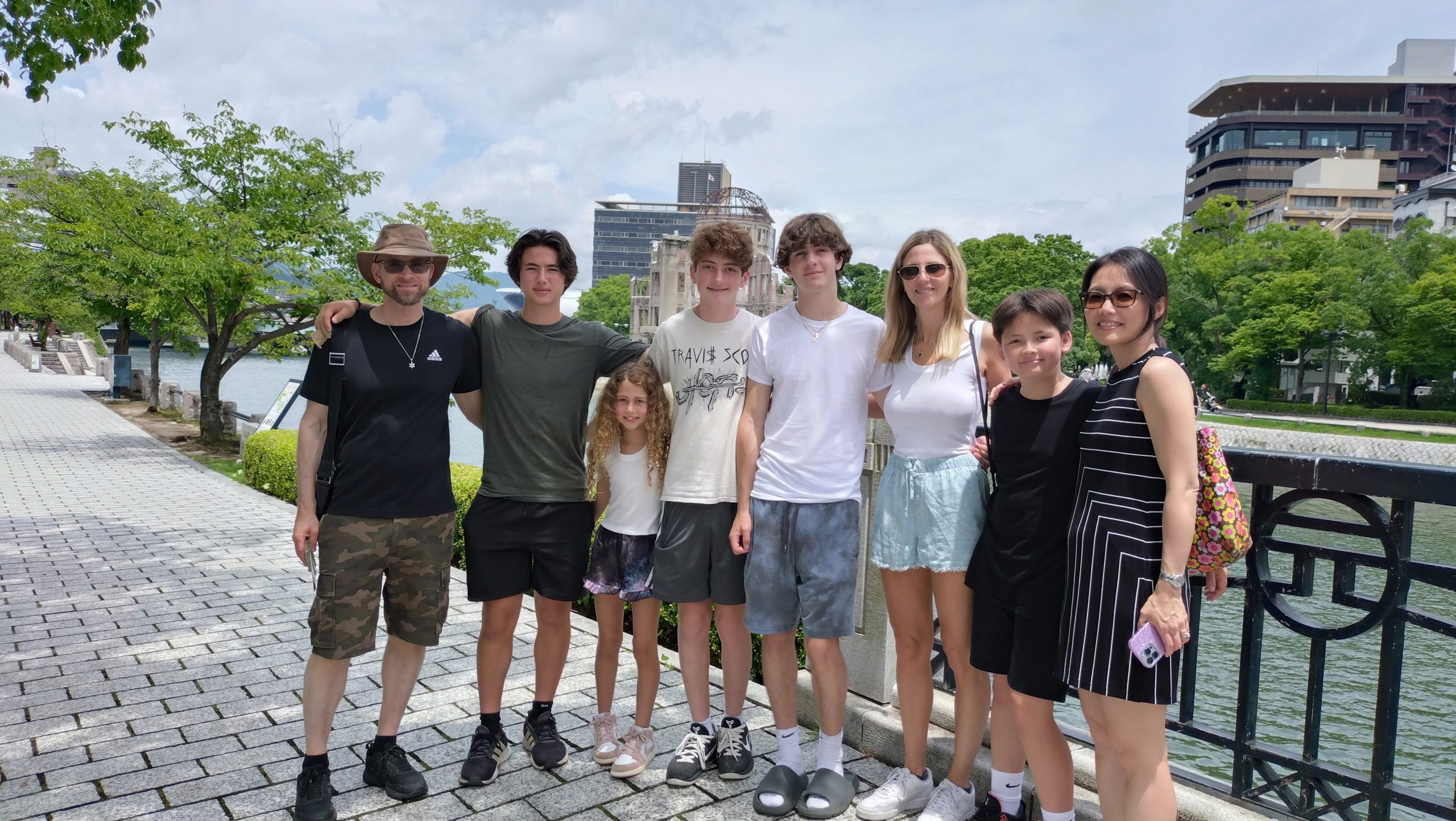 Hiroshima Peace Park Customized Tour
