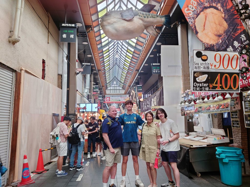 Osaka in One Day: @ Kuromon Market & @ Shinsaibashi