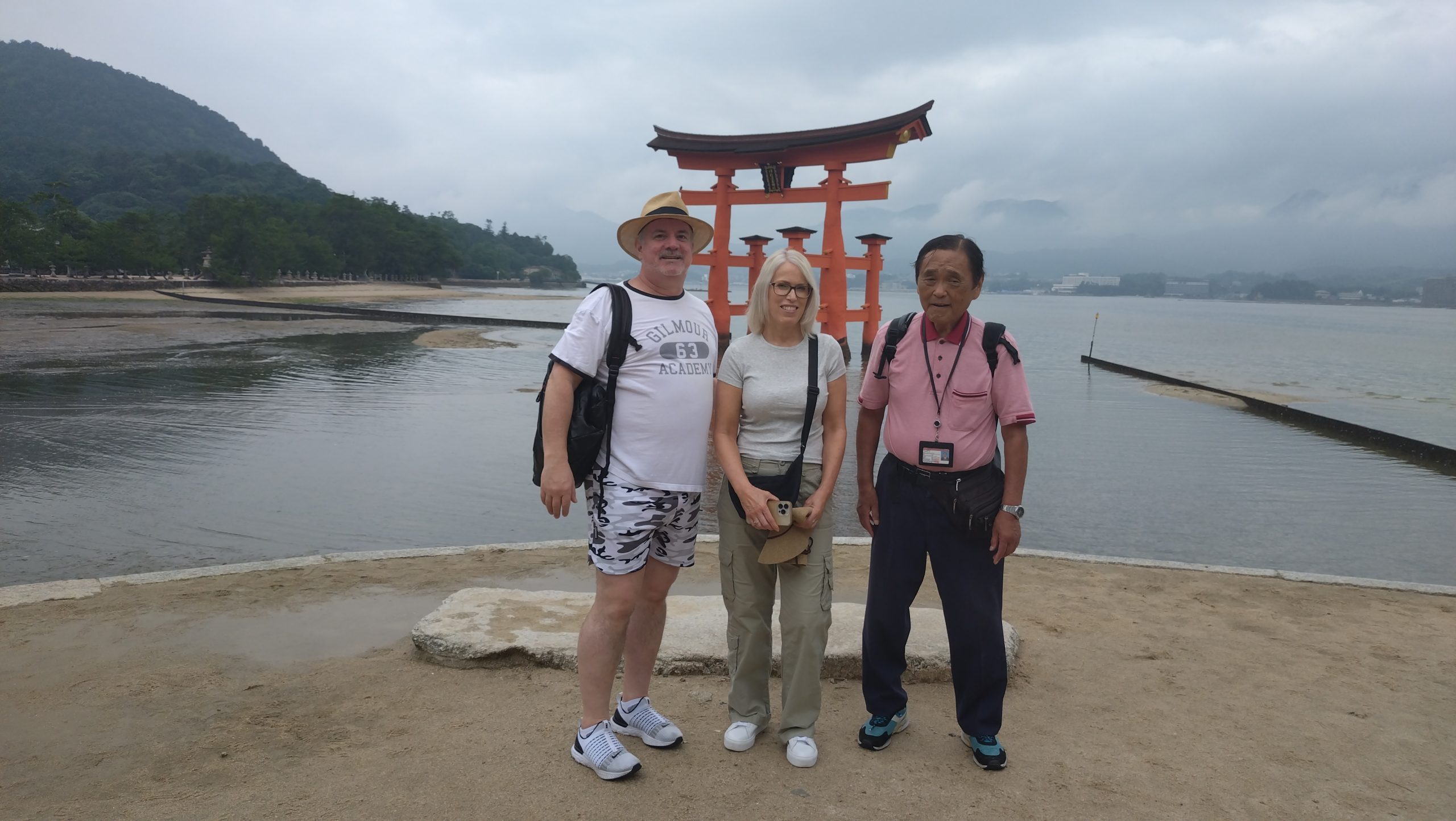 Hiroshima in One Day: Miyajimaguchi Station & Hondori Station