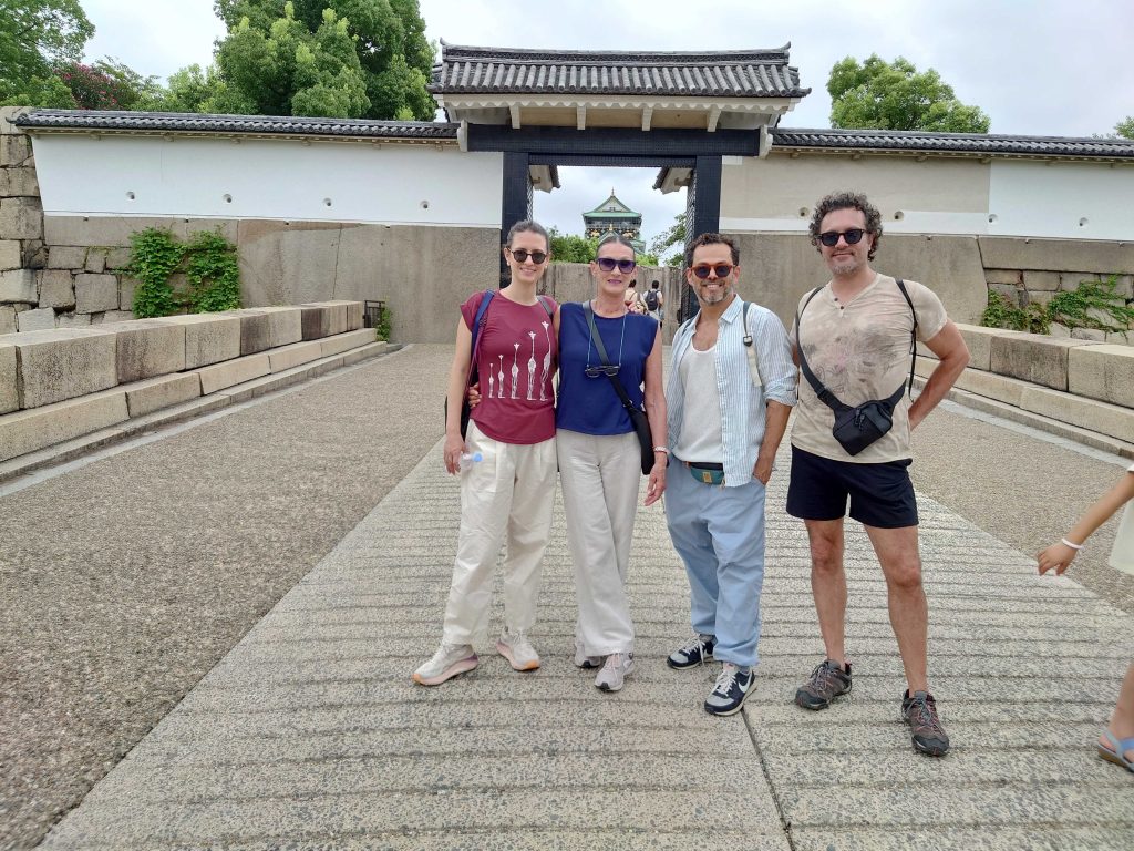 Osaka in One Day: @Osaka Castle & @Hozenji Temple