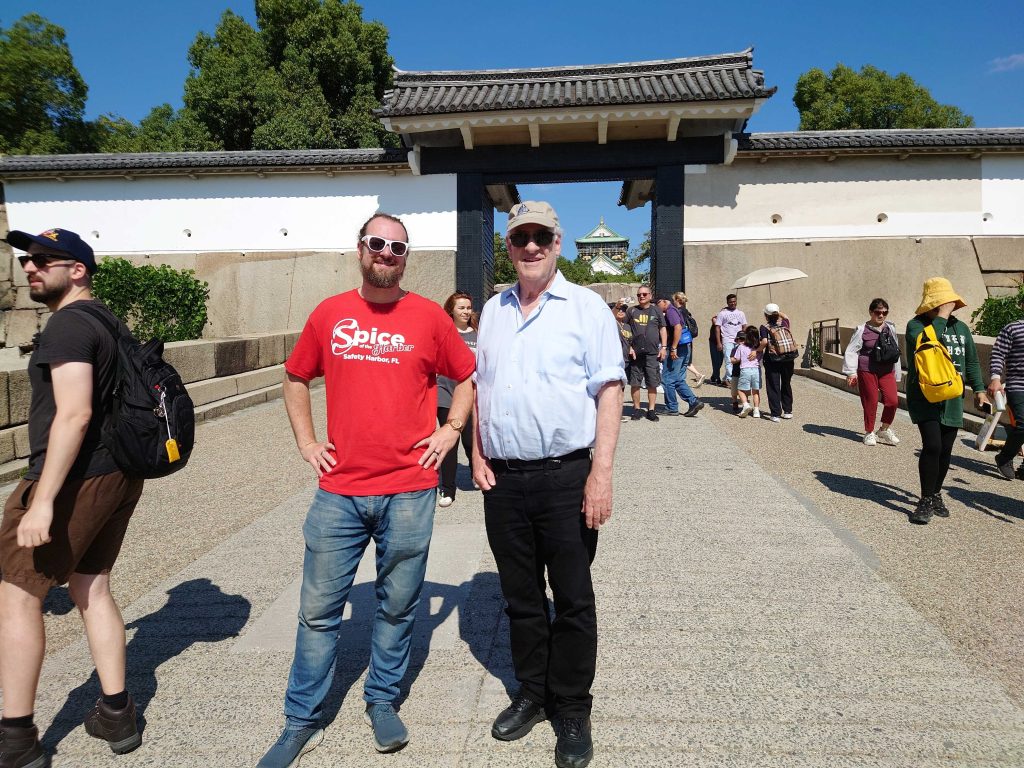 Osaka in One Day: @ Osaka Castle & @ Kuromon Market