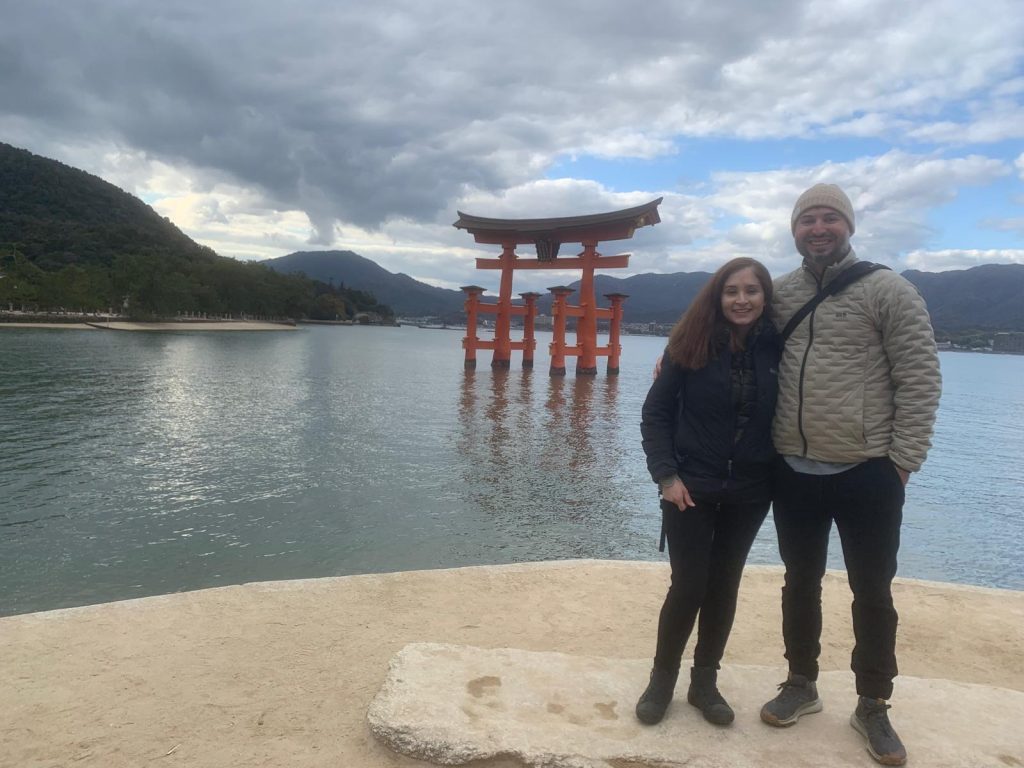 Hiroshima in One Day: Miyajima sightseeing & Travel to Hiroshima