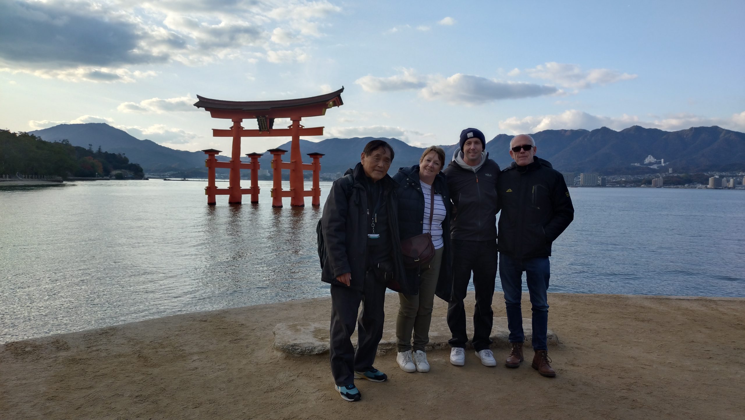 Hiroshima in One Day: Atomic Bomb Dome & Miyajimaguchi Station