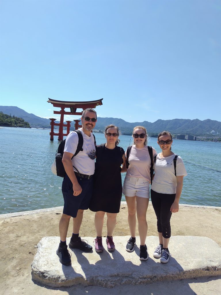 Hiroshima & Miyajima in 1 Day: Private Tour