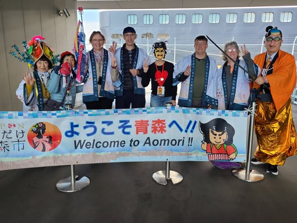 Aomori in One Day: Taxi to Hirosaki station