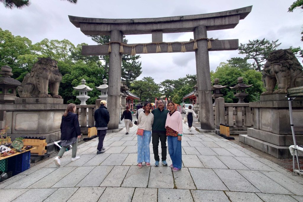 Osaka in Half a Day: @ Sumiyoshi Taisha Shrine & @ Dotonbori