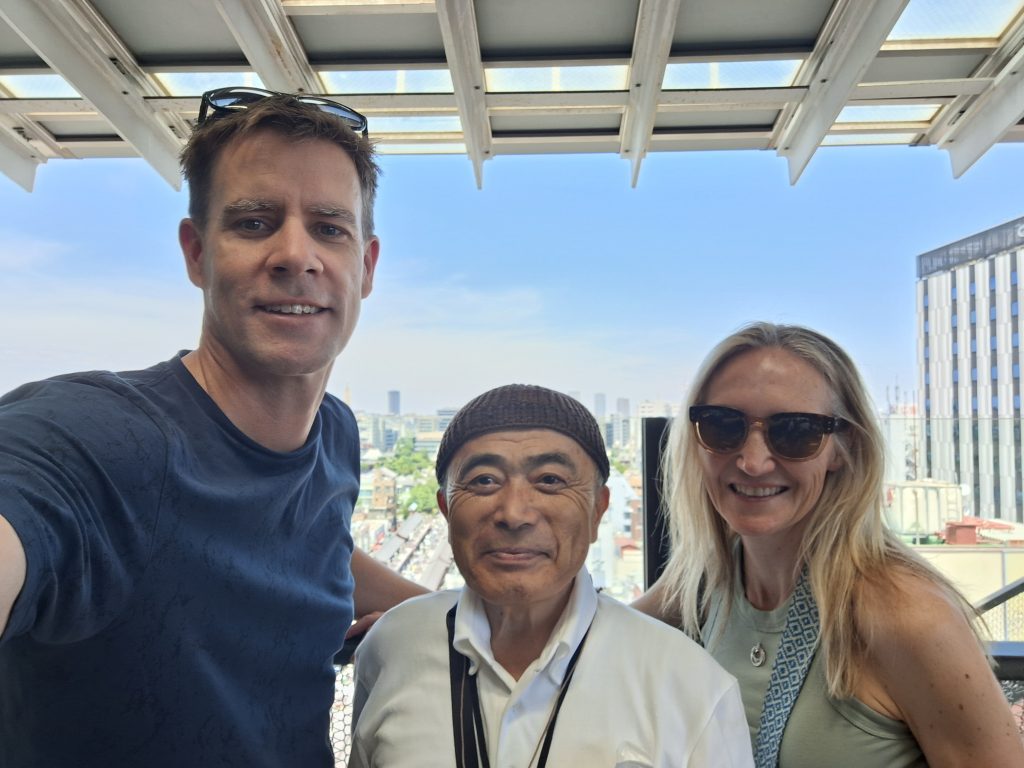 Tokyo in Half a Day: Ueno station & eyoko  Marishiten