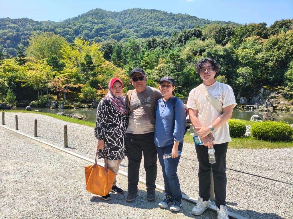 Kyoto in Half a Day: walk & Ninnaji-Temple