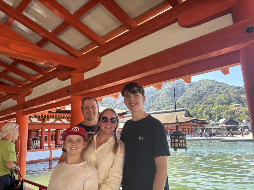 Hiroshima in One Day: Travel to the hypocenter & Travel to Hiroshima