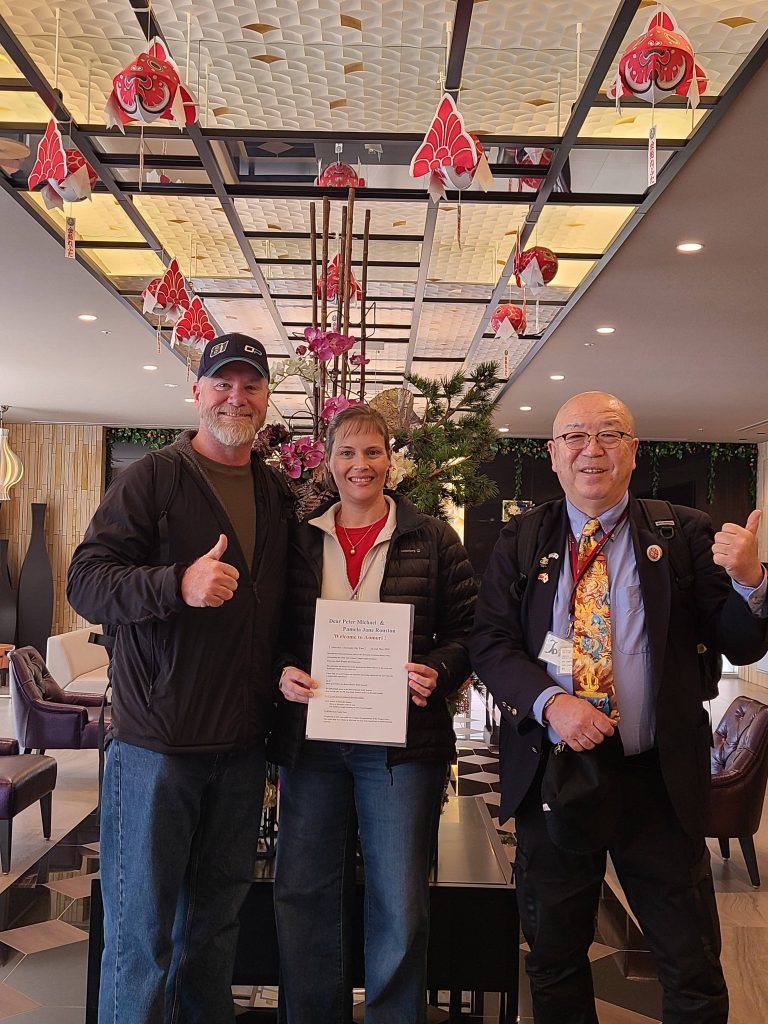 Aomori in One Day: Hirosaki station. & Aomori station.