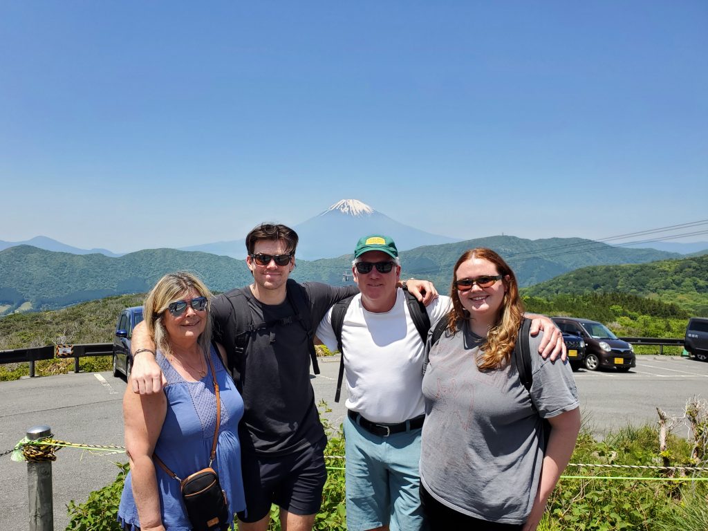 Kanagawa in One Day: Hakone Port & Hakone Shrine
