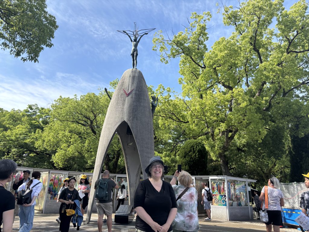Hiroshima: and explore Hondori & Shukkeien Garden