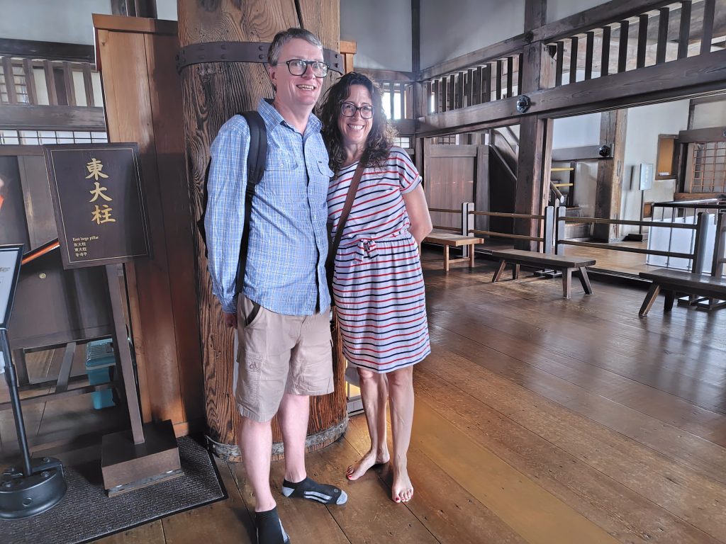 Hyogo in Half a Day: Himeji Castle viewing & Stroll through Kokoen