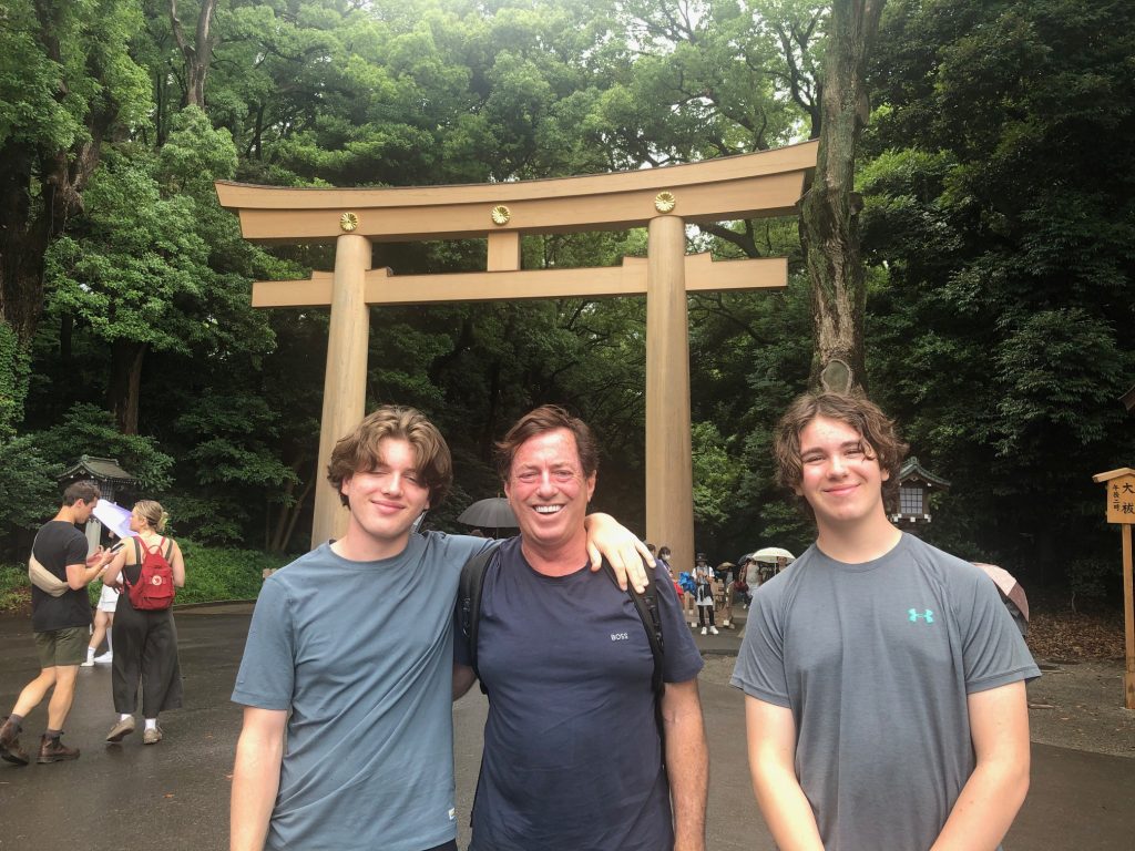 Tokyo in Half a Day: 15 Meiji Shrine & Shibuya anime shop