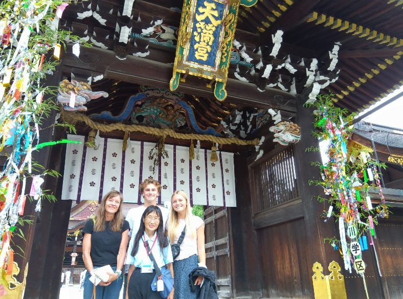 Kyoto in Half a Day: @Kinkaku-ji Temple & @Kitano Tenmangu Shrine