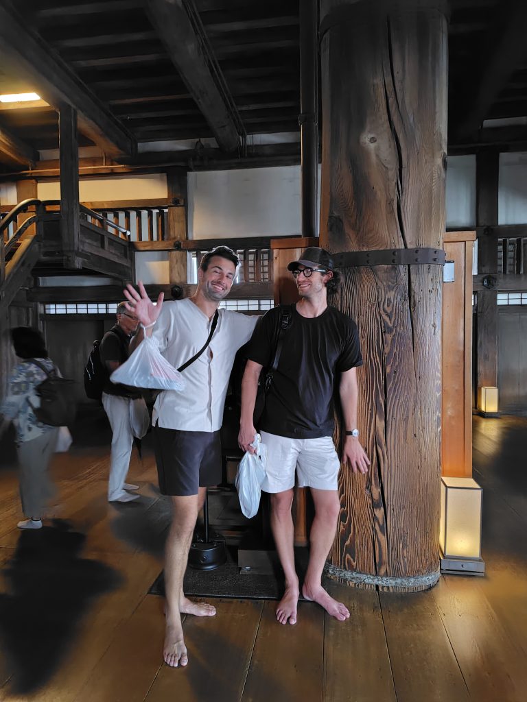 Hyogo in Half a Day: Sightseeing at Himeji Castle