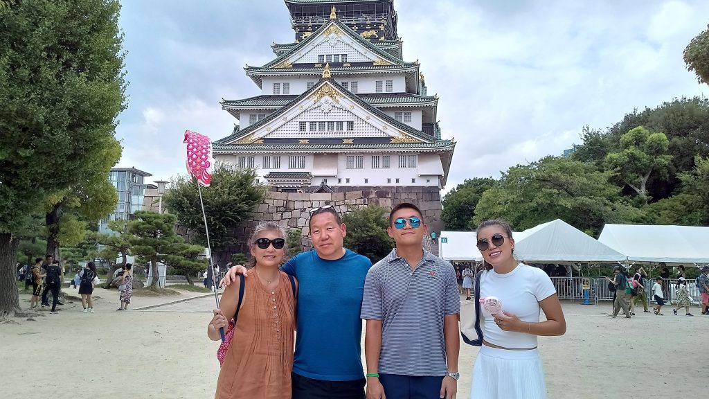 Osaka in Half a Day: Sightseeing ①: Osaka & Sightseeing ③: Shinsekai
