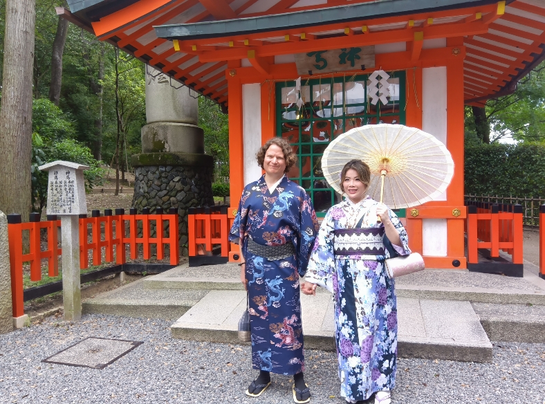 Kyoto: @ Fushimi Inari Taisha & @ Kinkaku-ji