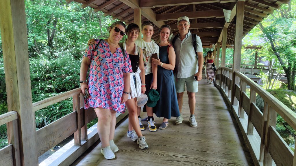 Hyogo in One Day: Kokoen Garden by bus & Sightseeing at Himeji Castle