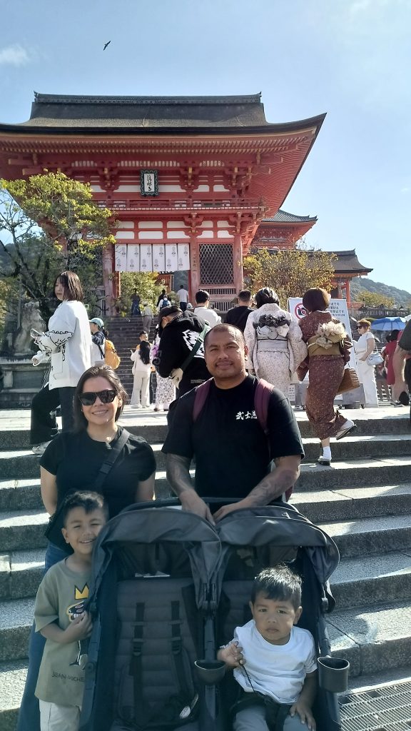 Kyoto in Half a Day: Move: Travel by bus to Gion