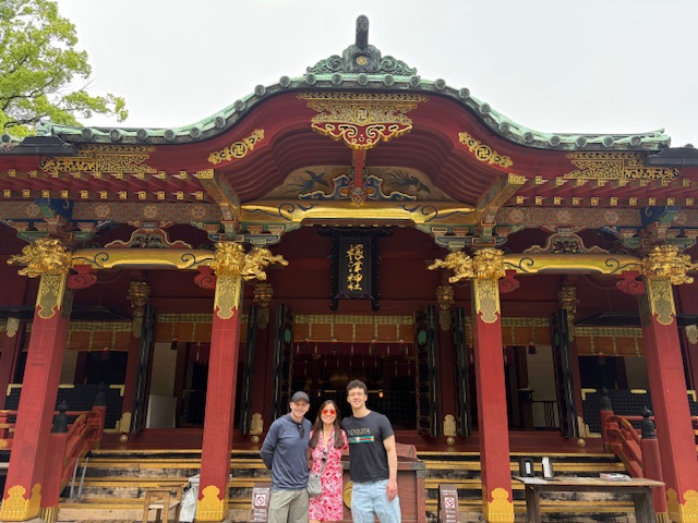 Tokyo in One Day: Nezu Shrine & Omotesando and Nike Shop