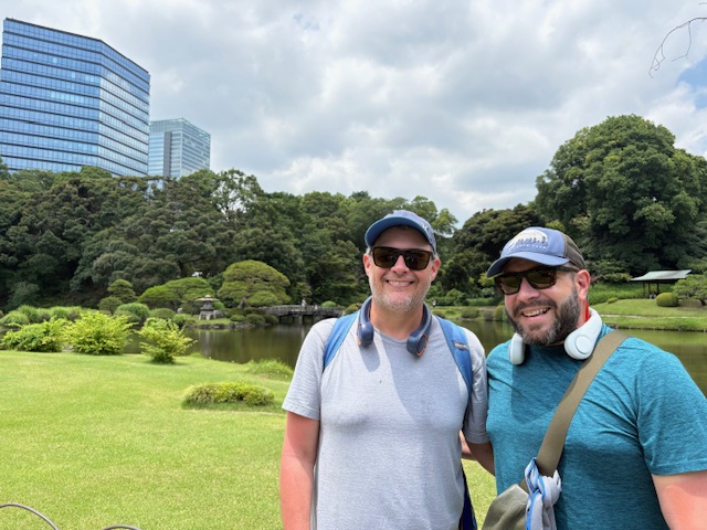 Tokyo in One Day: Shinjuku Gyoen & Shibuya Scramble Crossing