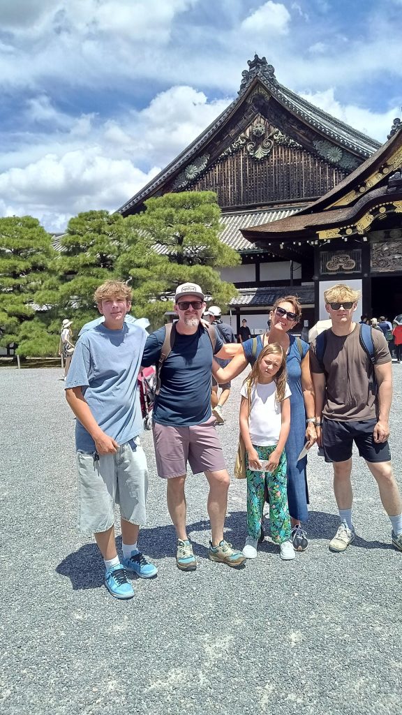 Kyoto in One Day: Sightseeing ③: Kinkaku-ji tour