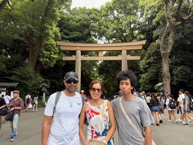 Tokyo in One Day: Meiji Shrine & Yoyogi Park
