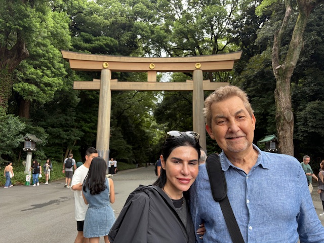 Tokyo in Half a Day: Meiji Shrine & Shibuya Scramble Crossing