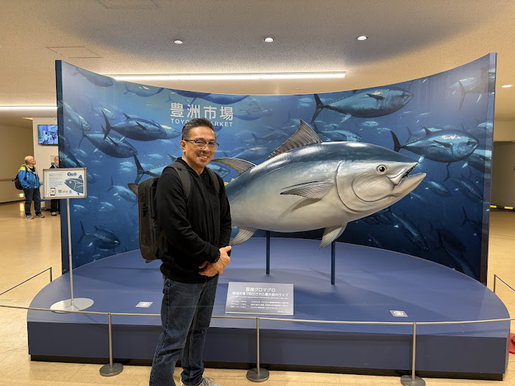 Tokyo: Tuna auction at Toyosu Market.