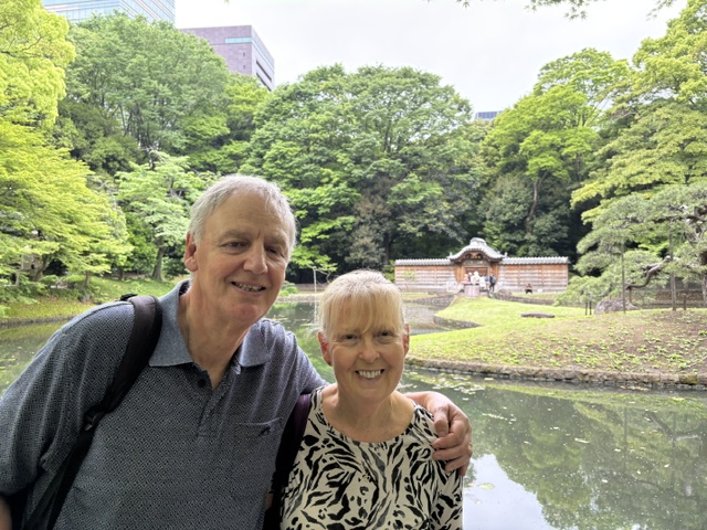 Tokyo in One Day: Tsukiji Outer Market & Koishikawa Korakuen